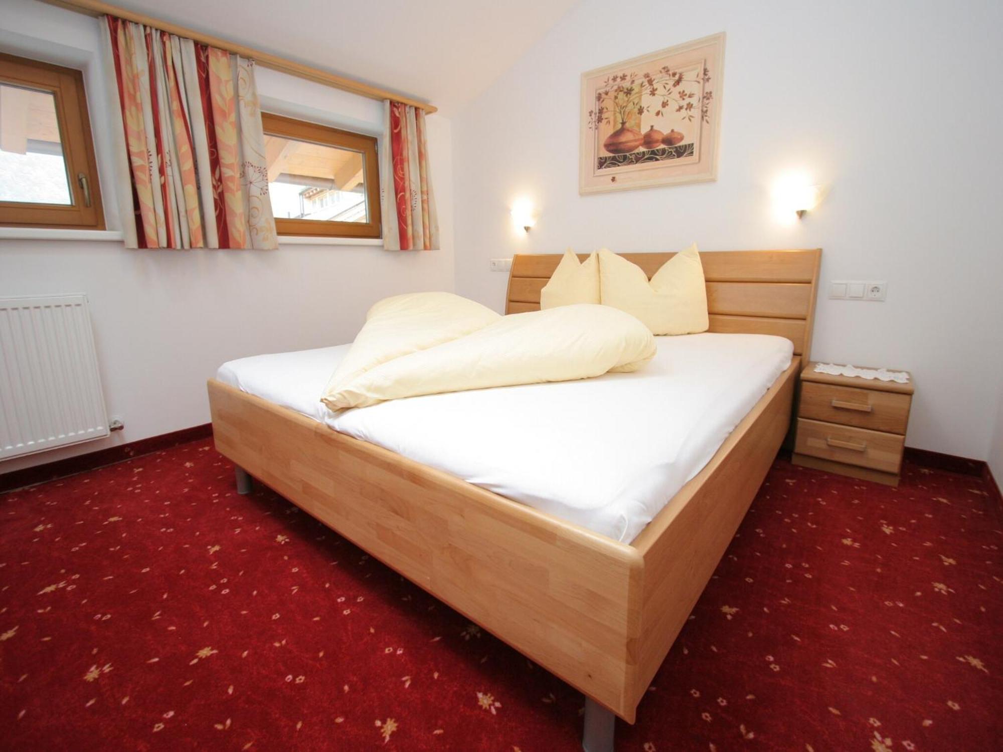 Spacious Apartment In Uderns Near Ski Area Eksteriør billede